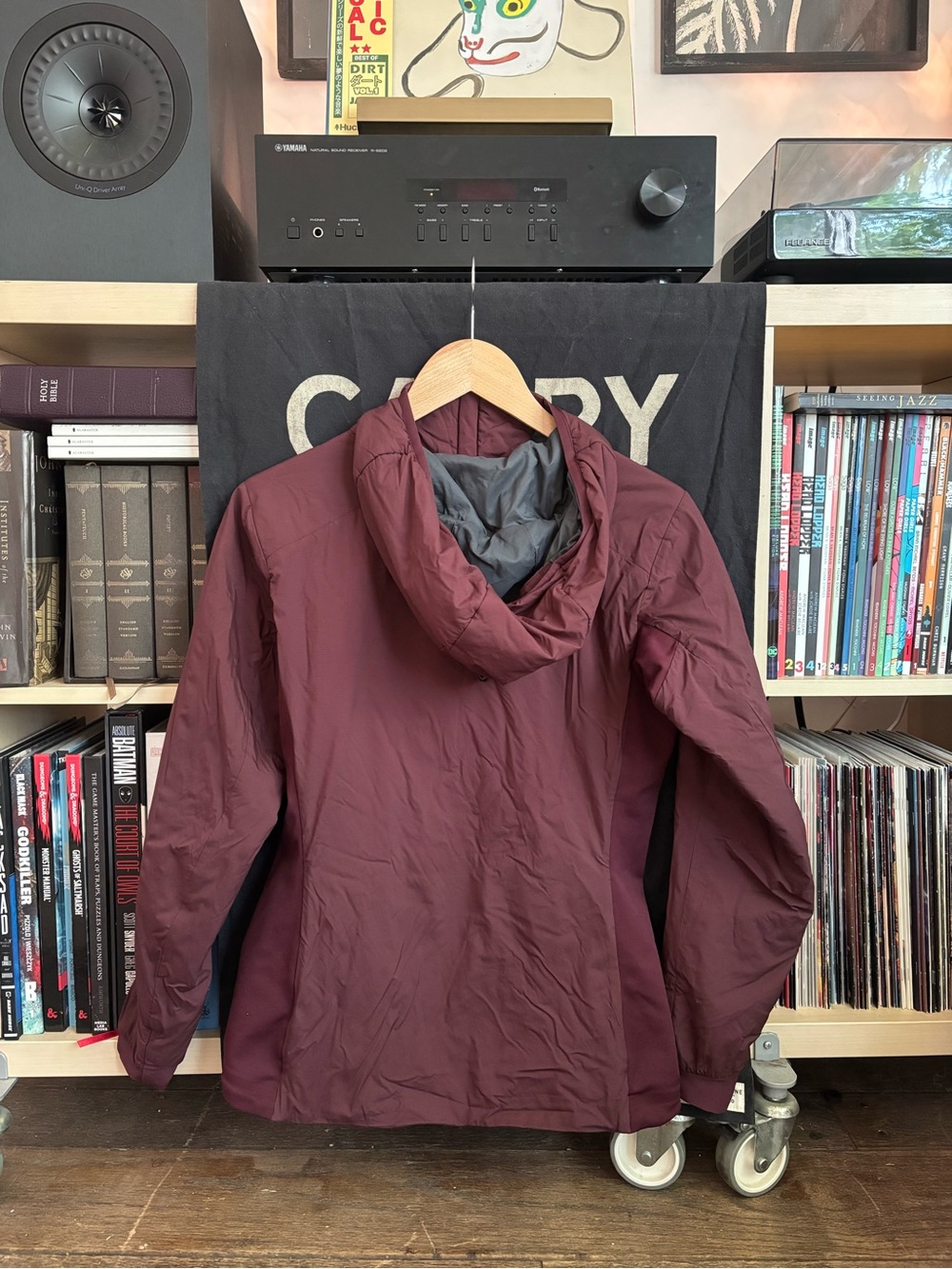 Arc'teryx Maroon Atom Insulated Hoody / Hooded Jacket - Picture 2 of 7